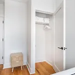 Modern Three Bedroom Brooklyn Condo-hotel * New York