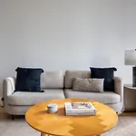 Midtown 2Br W Gym Wd Nr Times Square Nyc-1348