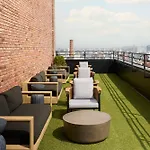 Arlo Williamsburg Hotel