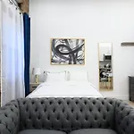 62-2B New Prime Ues W D In Unit