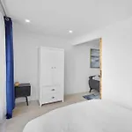 75-5c 3br Luxury Duplex Brand New W&d Elevator