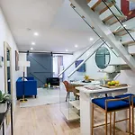 75-3B 3Br Luxury Duplex Brand New &D Elevator