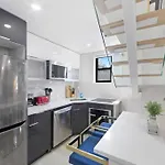 75-5c 3br Luxury Duplex Brand New W&d Elevator Apartment