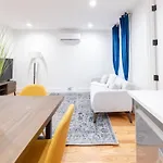 Apartment 323-1 Specious 2br Williamsburg