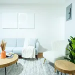 49-4A Prime Midtown Newly 2Br Wd