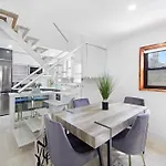75-5c 3br Luxury Duplex Brand New W&d Elevator Apartment
