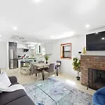 Apartment 75-5c 3br Luxury Duplex Brand New W&d Elevator