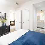 Luxury 2Bd Nr Wall St Gym Rooftop W/D