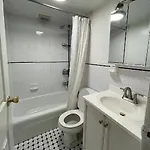 Beautiful 1 Bedroom Apartment In Nyc!