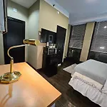Hotel-studio @ The Mansfield Midtown Apartment New York