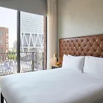 Arlo Williamsburg Hotel
