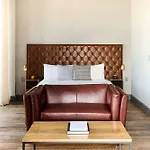 Hotel Arlo Williamsburg