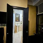 Hotel-studio @ The Mansfield Midtown Apartment