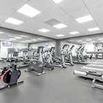 Sparkling Midtown Studio W Gym Nr Times Sq Nyc-228
