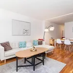 2bed Bliss By Park North Apartment New York