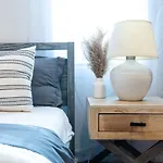 350-ga Spacious Gramercy Sleeps3