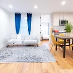 323-1 Specious 2br Williamsburg * New York