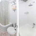 Luxury Apartments Next To Times Square * New York