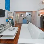 Luxury Apartments Next To Times Square *