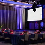 Hilton Midtown 4*