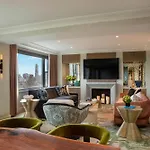 Jw Marriott Essex House Hotel