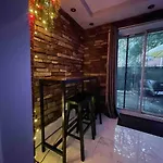 Brooklyn Luxury Spring Retreat With Private Outdoor Space Apartment New York