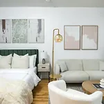 74-1a New In Prime Uws - Gym In Building Apartment