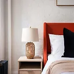 1288-3Rs New Renovated 2 Bedrooms