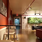 HI NYC Hostel