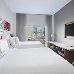 Hotel Fairfield & By Marriott Manhattan/central Park
