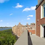 Riverside Tower Hotel