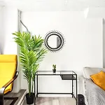 Cozy 2 Bedroom Gem In Lower Manhattan W Big Living Room