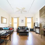 Lovely 1 Bedroom Apartment In Manhattan
