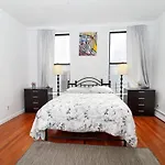 Lovely 2 Bedroom Apt In Nyc