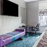 Hotel Umbrella Bronx New York