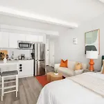 73-819 New Studio Uws Doorman Gym