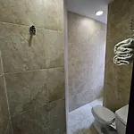 Full 2-bedroom The Mansfield Midtown New York