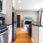 Renovated Lower Eastside 2Br Washer Dryer