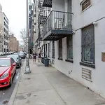 Blueground Chelsea Laundry Elevator Nyc-1422 Apartment