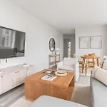 Elegant 2bed 2bath Apartment New York