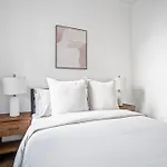 Modern 3Bd 1 Bath City Escape