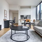 Upper West Side 2Br W Rooftop Gym Nr Park Nyc-1216
