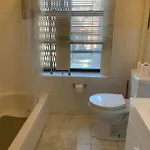 2 Bedroom 1f Apartment New York