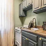 Monthly Nyc Rentals- Newly Designed 1 Bedroom Unit