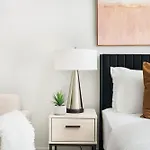 73-318 New Studio Uws Doorman Gym