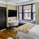 Aparthotel Mansfield 3*