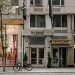 The Jewel, a Club Quarters Hotel, Opposite Rockefeller Center