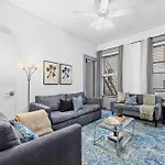 2br Walk To Restaurants & Time Square Apartment *
