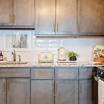 Skyline Spectacle Modern Designer Studio With Panoramic Nyc Views * New York