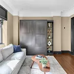 Apartment Highly Desired Times Square With Gym
